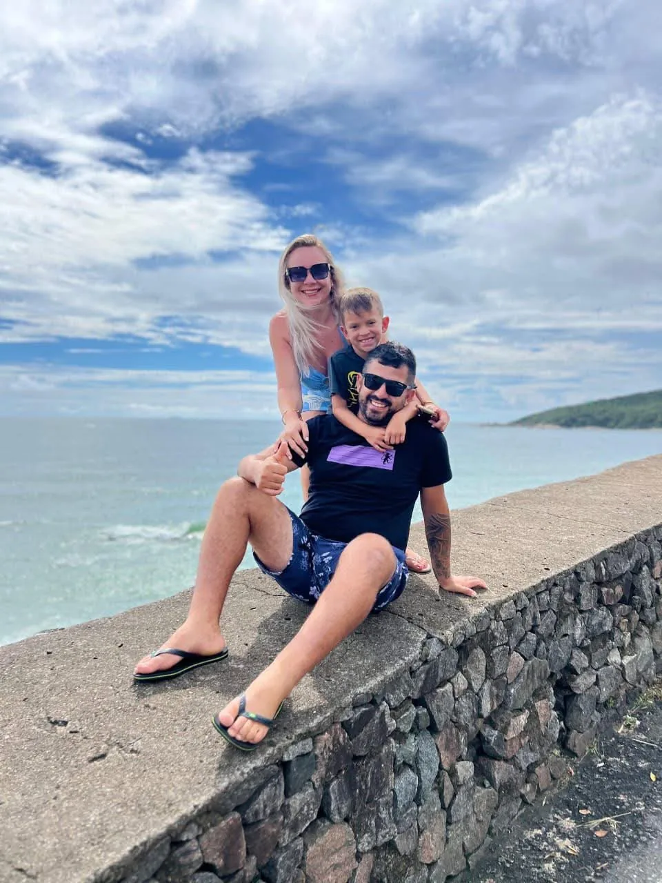 Rodrigo Guimarães, responsável pela RGR, com sua família